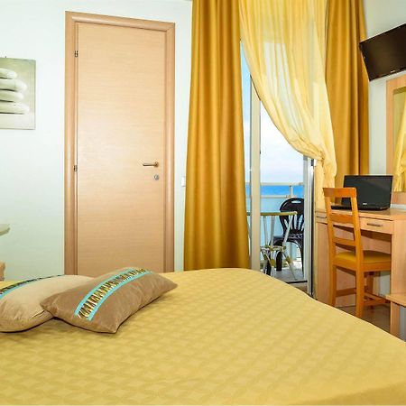 Hotel Caggiari Senigallia Buitenkant foto
