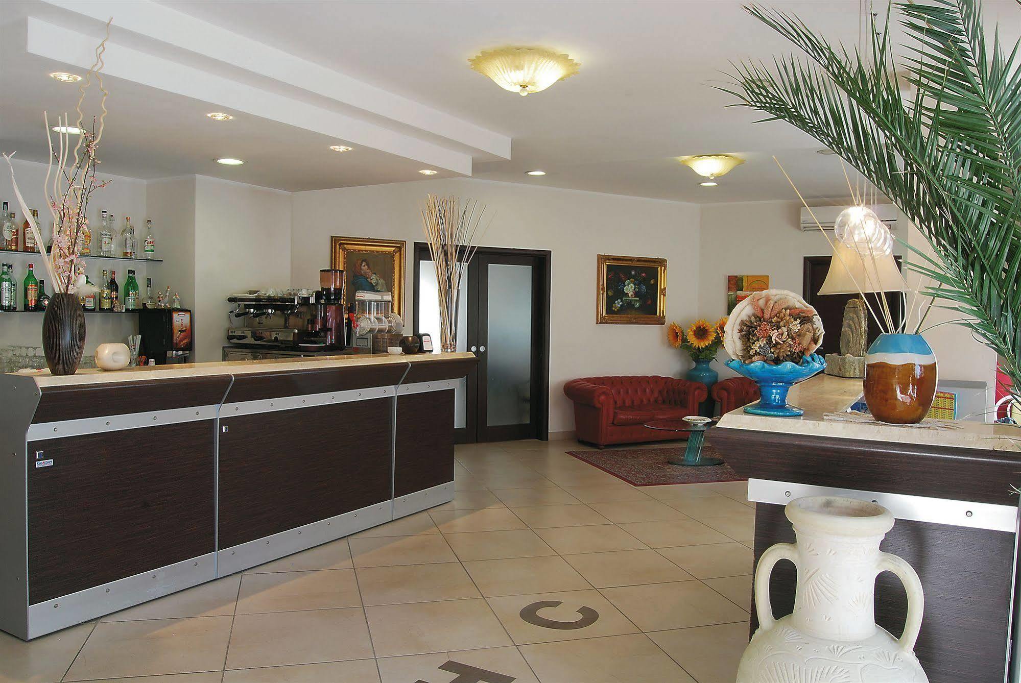 Hotel Caggiari Senigallia Buitenkant foto